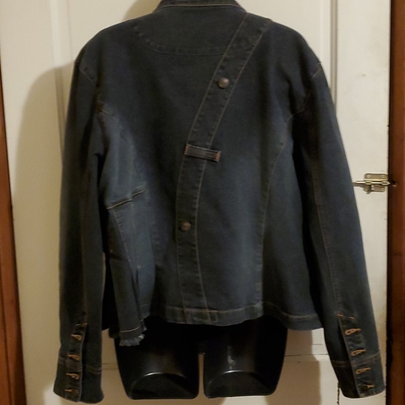 Jean Jacket - Picture 4 of 5